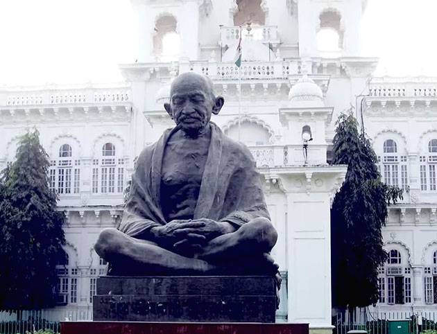 Best documentary filmmakers in Hyderabad